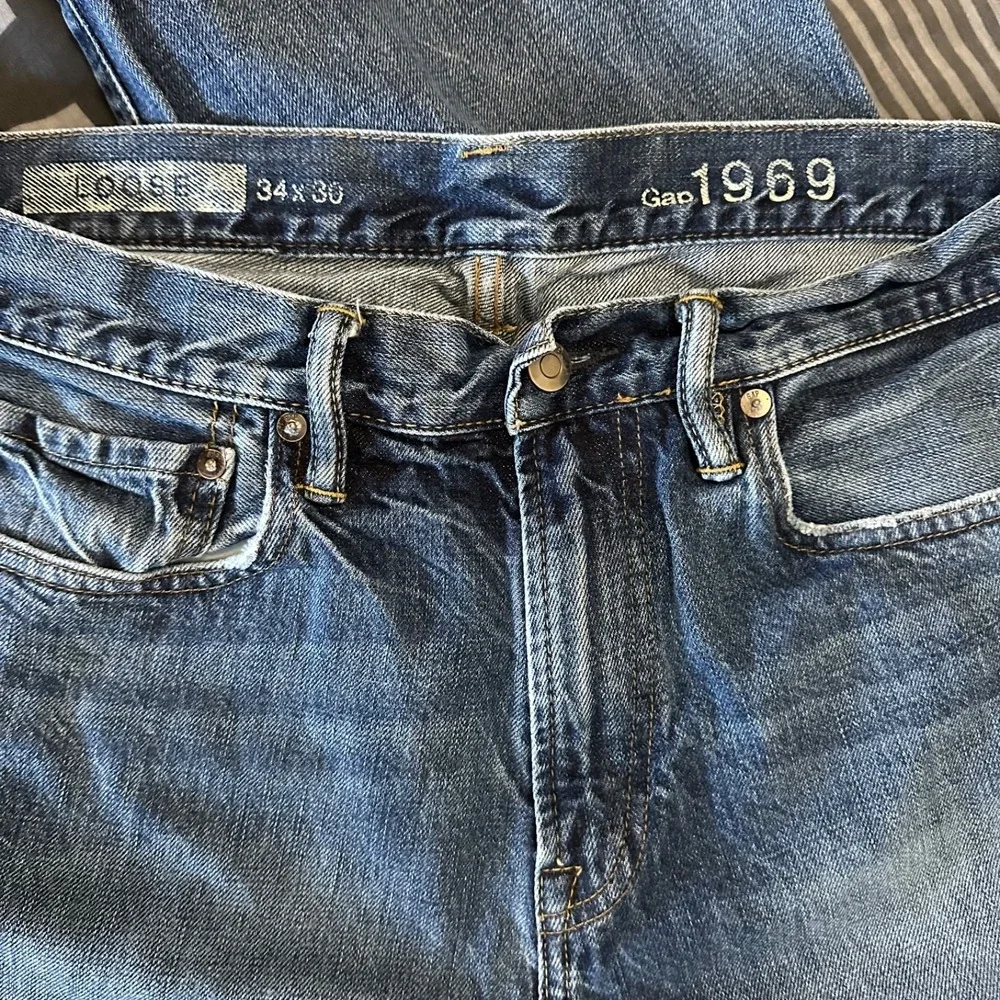 Gap 1969 Mens Loose Fit Denim Jeans 34x30